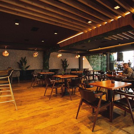 Oro Inn Hotel Shkodër Екстериор снимка