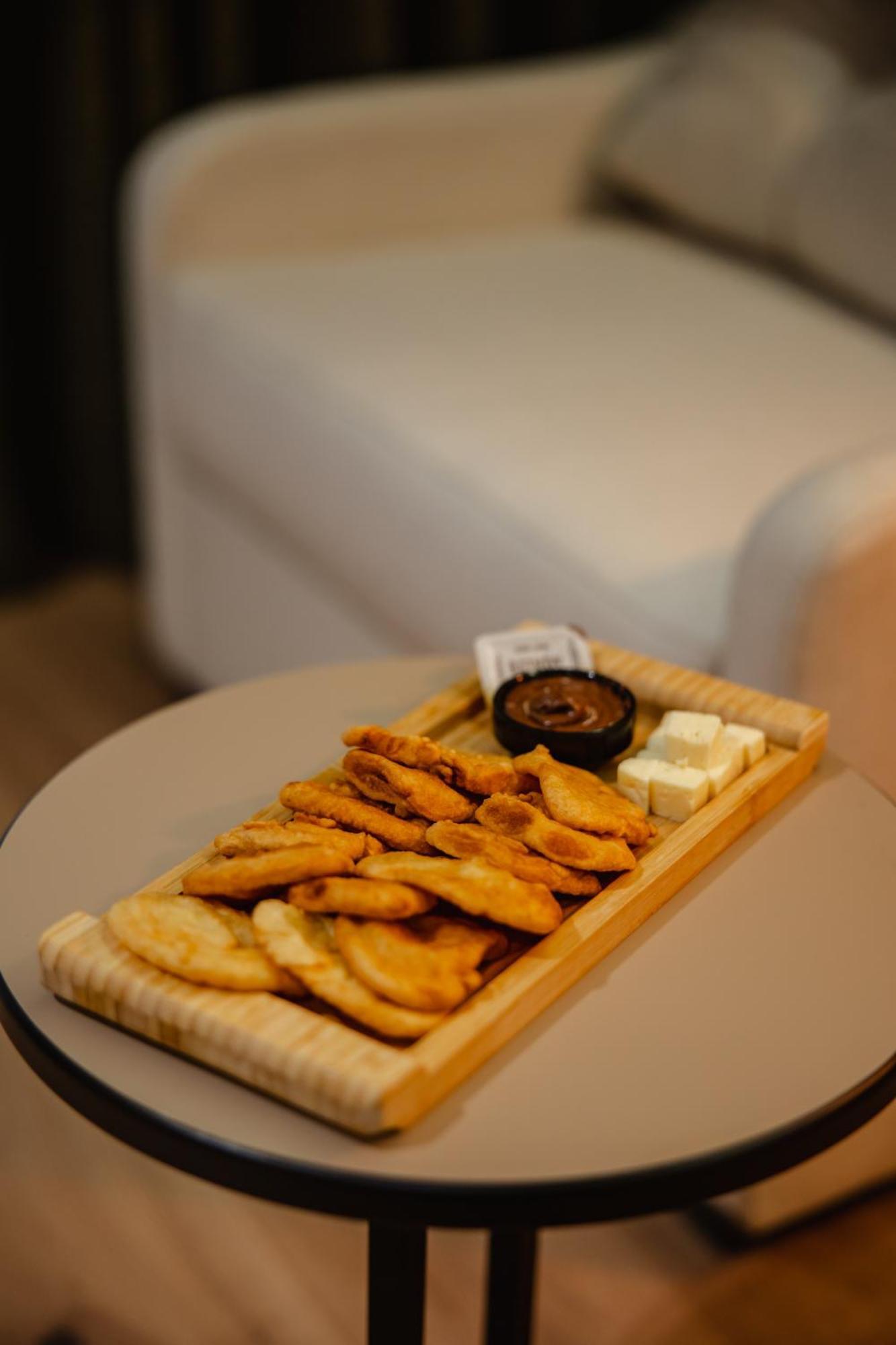 Oro Inn Hotel Shkodër Екстериор снимка