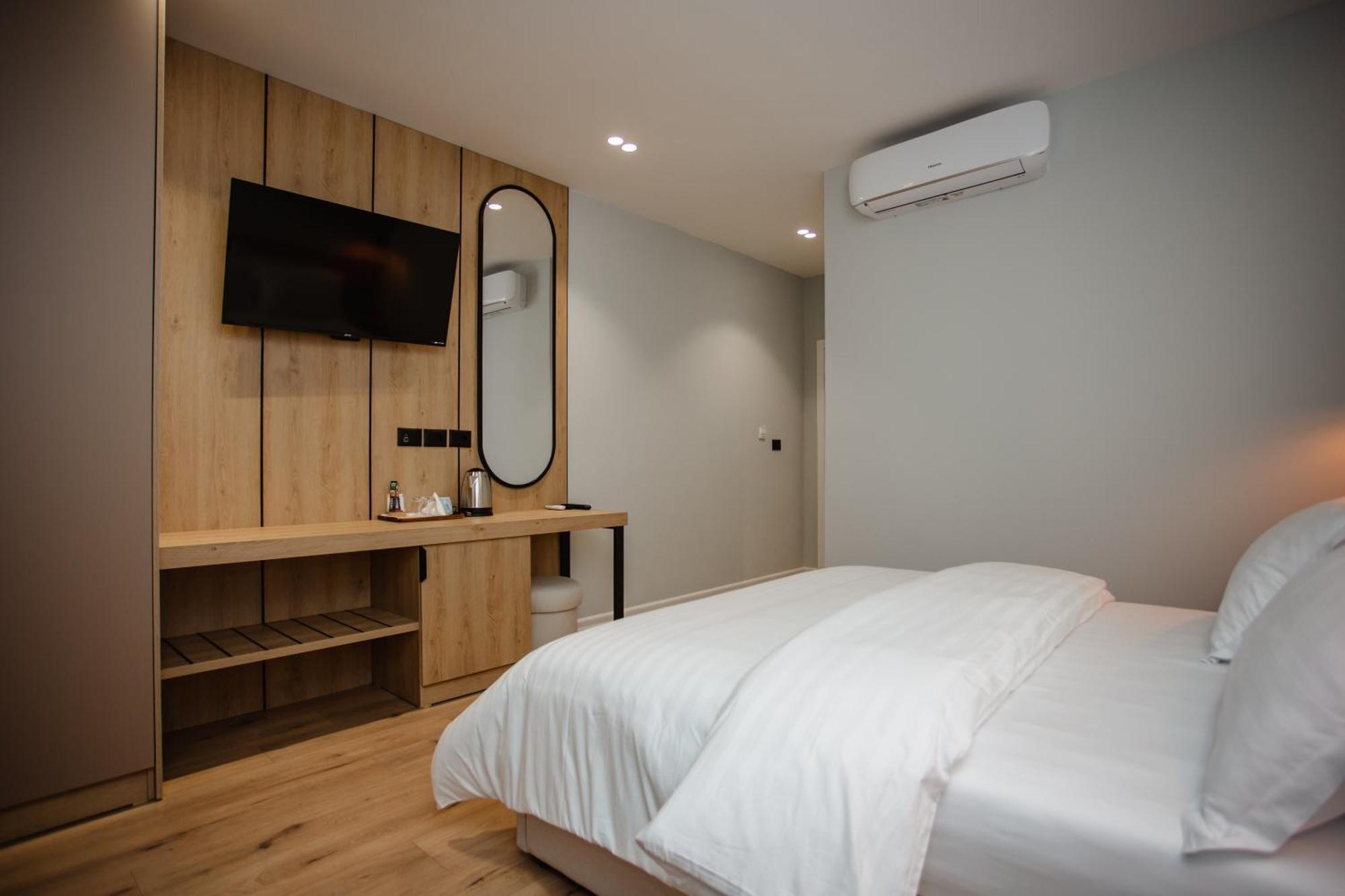 Oro Inn Hotel Shkodër Екстериор снимка
