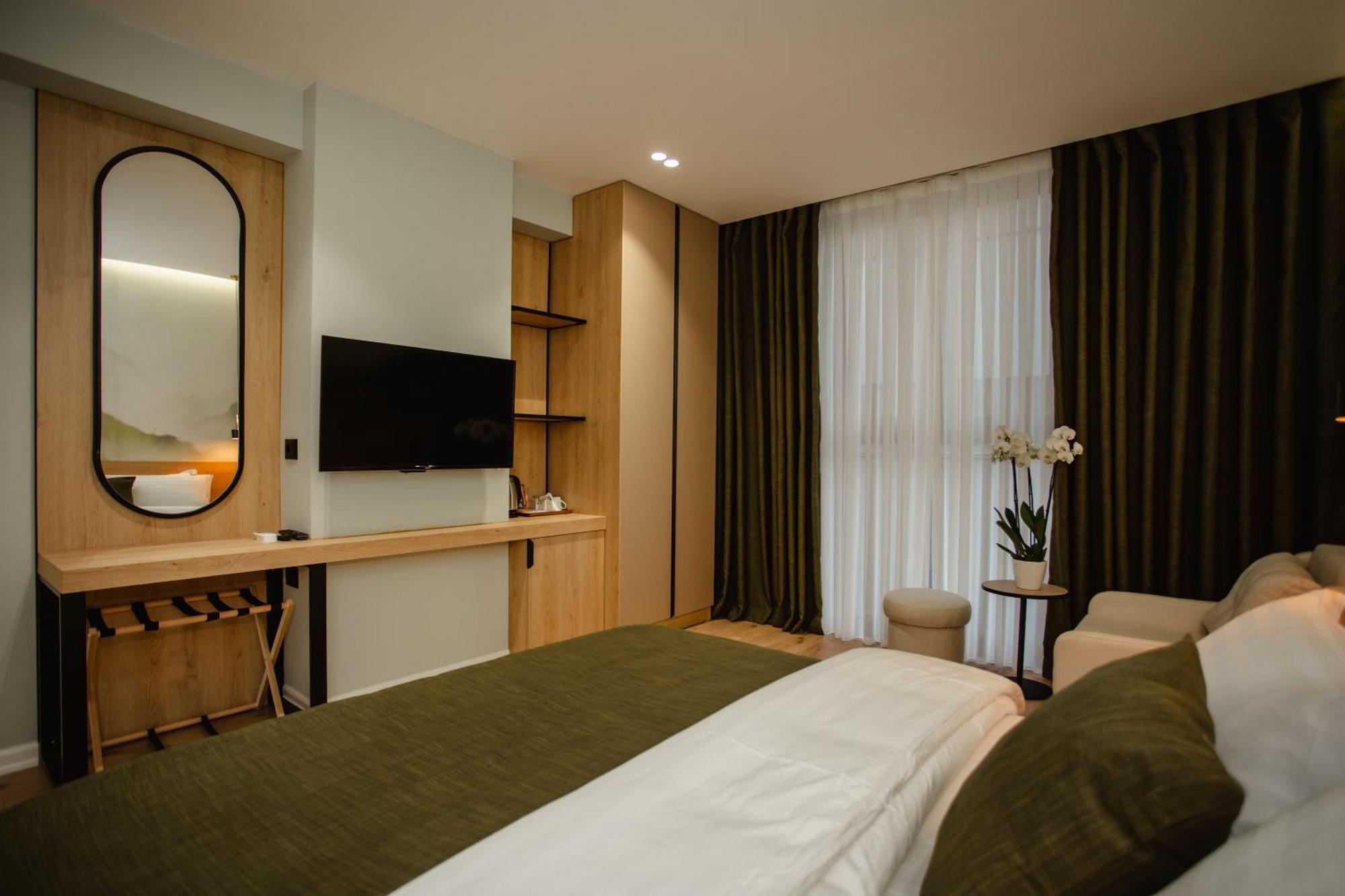 Oro Inn Hotel Shkodër Екстериор снимка